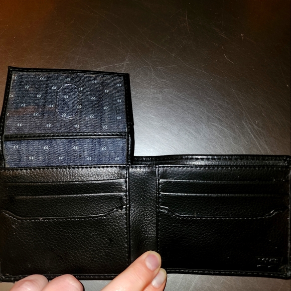 Levi's Bags New Levis Wallet Poshmark